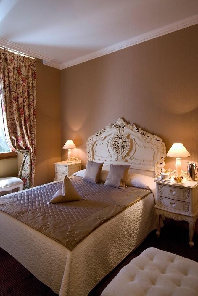 Hôtel Château de la Tour Cannes Phòng bức ảnh